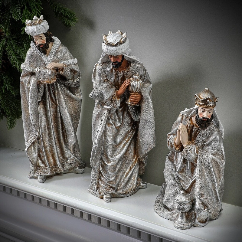 thechristmaspalace10713