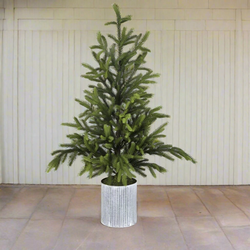 thechristmaspalace16370