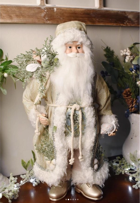 thechristmaspalace17205
